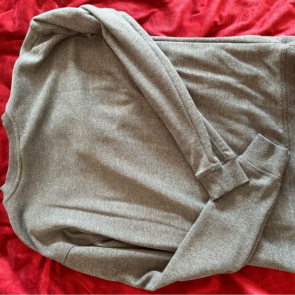 Ivy Park Gray crewneck Sweater - Picture 4 of 4